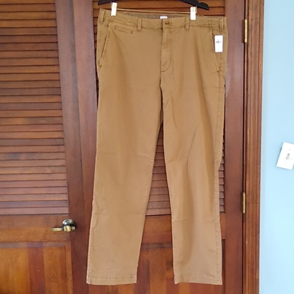 Men's Gap vintage wash khaki pants